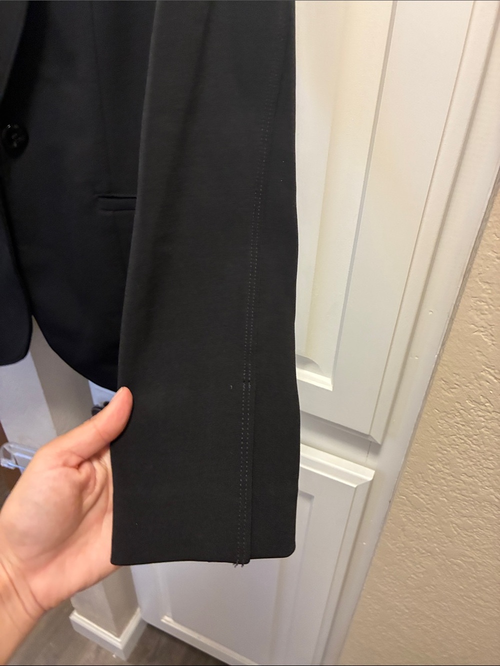 White House Black Market Black one button blazer - Picture 4 of 8